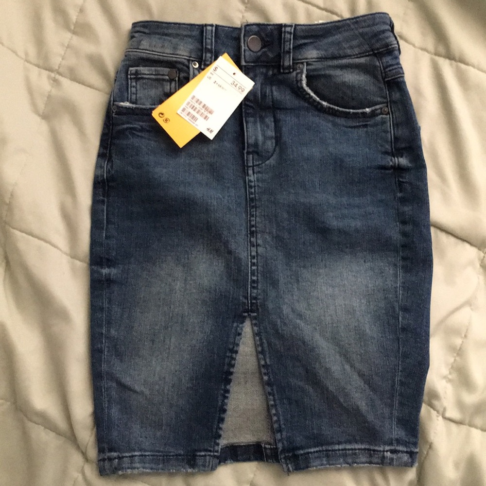 Divided Denim Skirt